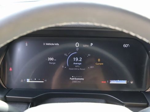 Used 2025 Jeep Grand Cherokee L Limited w/ Luxury Tech Group II image 25