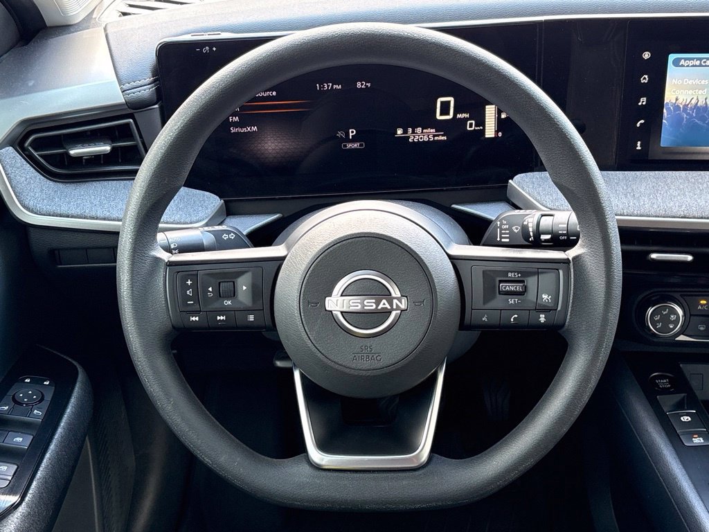 Used 2025 Nissan Kicks SV FWD image 32