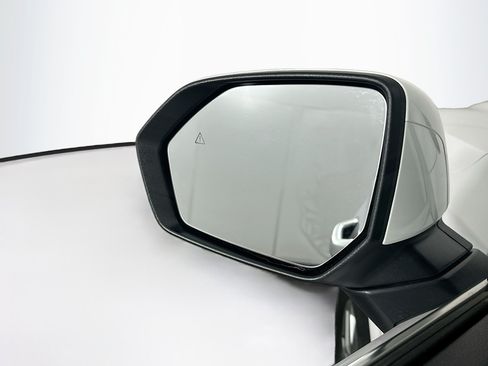 Used 2025 Hyundai Palisade SEL AWD/4WD image 16