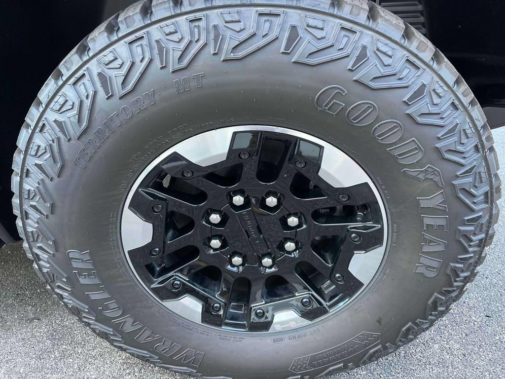 New 2024 GMC Hummer EV 3X w/ Extreme Off-Road Package AWD/4WD image 11