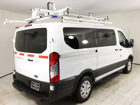 Used 2019 Ford Transit 150 XLT RWD image 3