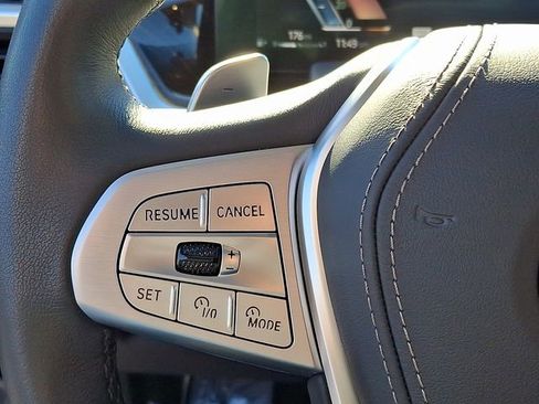 Certified 2024 BMW X7 xDrive40i w/ Premium Package image 25