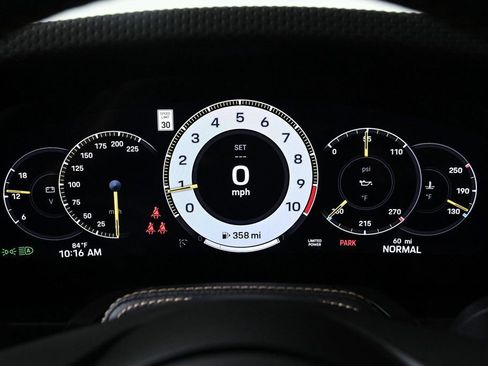 Used 2025 Porsche 911 GT3 image 13