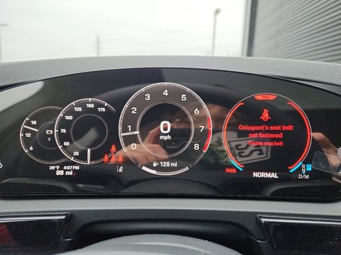 New 2026 Porsche Cayenne Coupe image 25