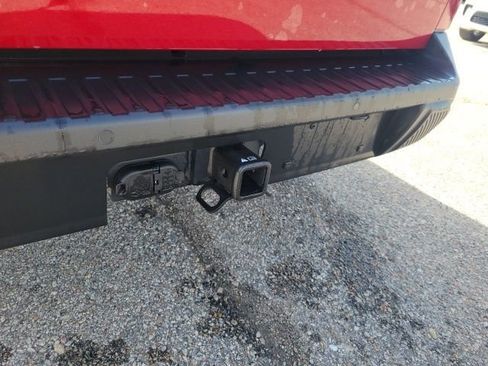 Used 2025 Ford Maverick XLT w/ 4K Tow Package image 25