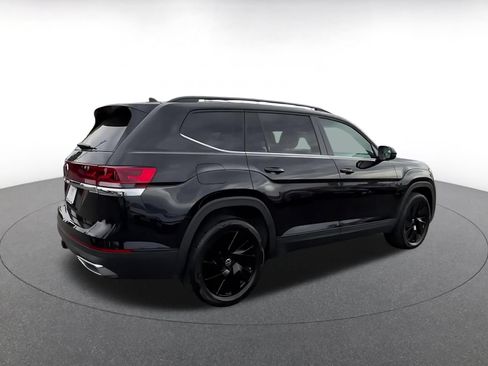 Used 2026 Volkswagen Atlas SE FWD image 15