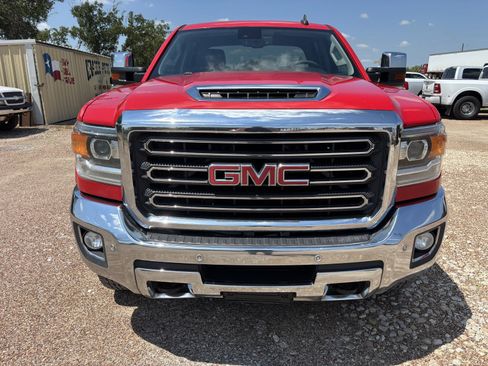 Used 2018 GMC Sierra 2500 SLT w/ Duramax Plus Package image 8