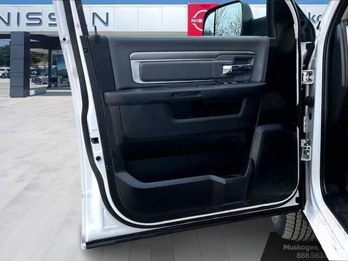 Used 2023 RAM 1500 Classic SLT w/ Trailer & Traction Group image 18