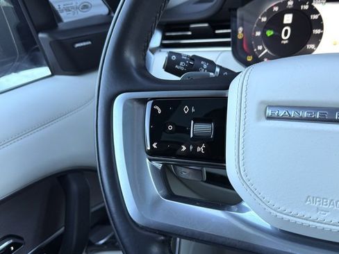 Used 2023 Land Rover Range Rover SE image 22