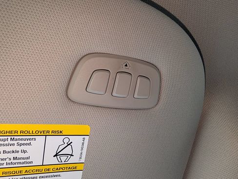 Used 2022 Ford Expedition XLT RWD image 36