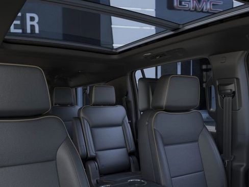 New 2026 GMC Yukon XL Elevation image 24
