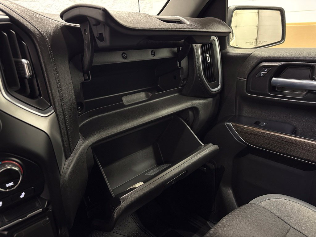 Used 2019 Chevrolet Silverado 1500 RST w/ All-Star Edition AWD/4WD image 26