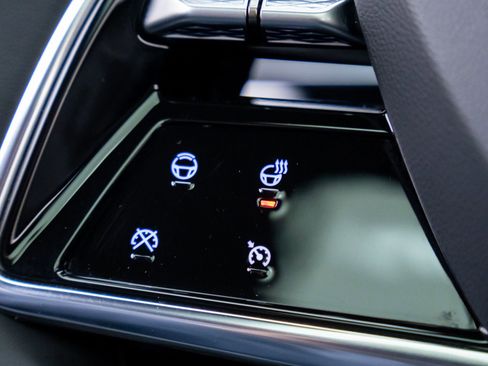 Certified 2025 Cadillac Lyriq Luxury w/ LPO, Floor Liner Package image 26