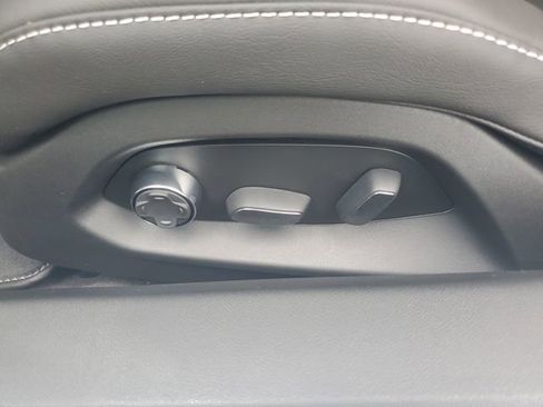 New 2026 Chevrolet Corvette Stingray Preferred Cpe w/ Z51 Performance Package image 16