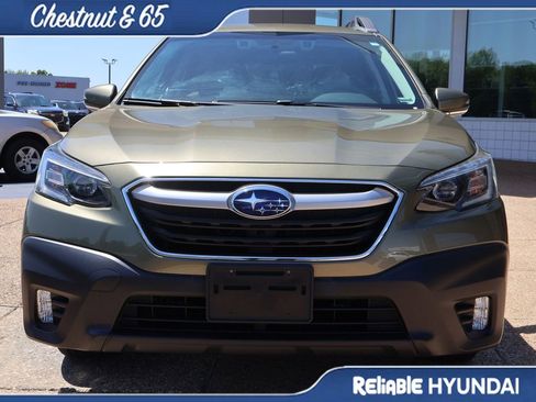 Used 2021 Subaru Outback Premium image 8