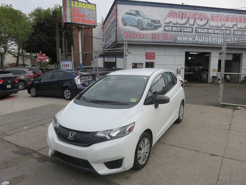 Used 2015 Honda Fit LX image 2