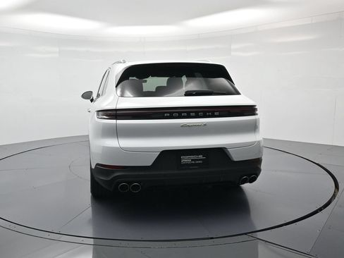 Certified 2026 Porsche Cayenne S AWD/4WD image 29
