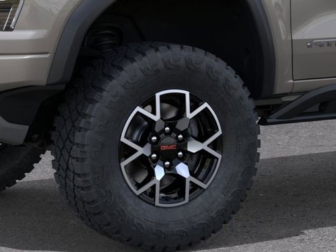 New 2026 GMC Canyon AT4X image 9