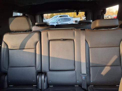 Used 2021 Chevrolet Tahoe High Country image 14