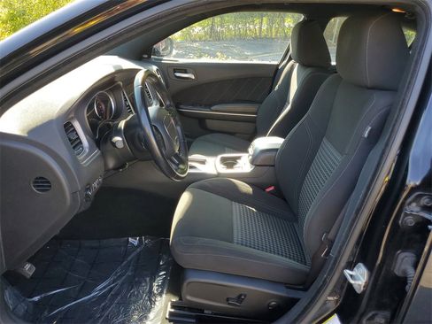 Used 2023 Dodge Charger SXT image 11