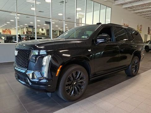 Used 2025 Cadillac Escalade Sport w/ LPO, ONYX Package AWD/4WD image 3