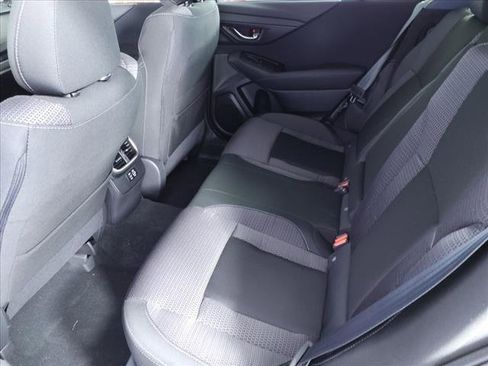 Certified 2025 Subaru Outback Premium image 6