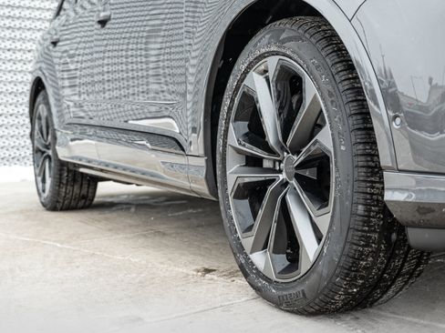 New 2026 Audi Q7 3.0T Premium Plus image 4