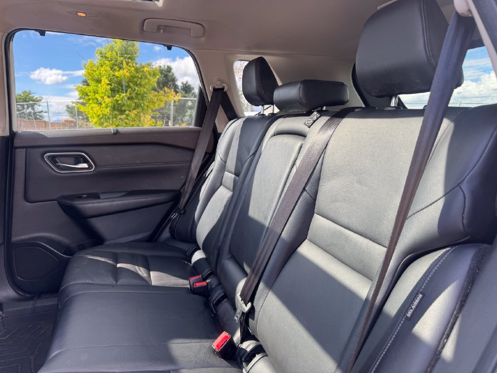 Used 2021 Nissan Rogue SL w/ Premium Package FWD image 8