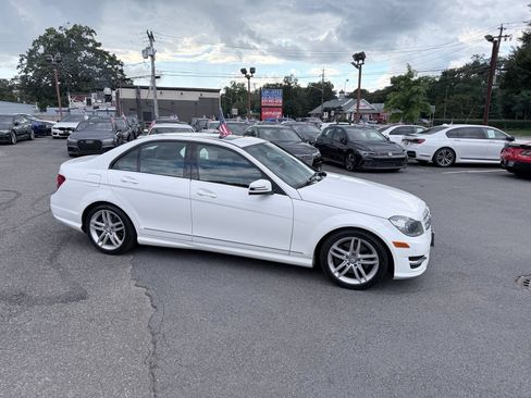 Used 2013 Mercedes-Benz C 300 4MATIC Sedan image 33