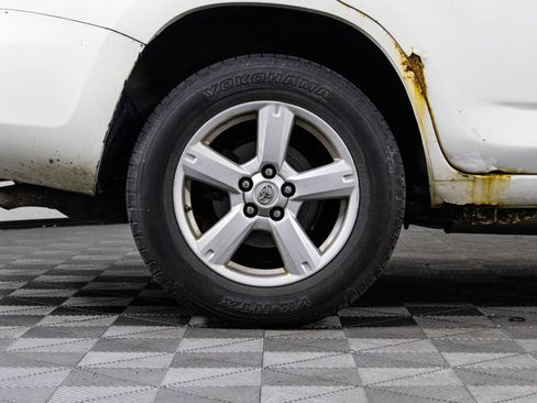 Used 2007 Toyota RAV4 4WD image 35