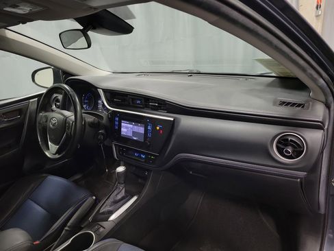 Used 2019 Toyota Corolla SE FWD image 27