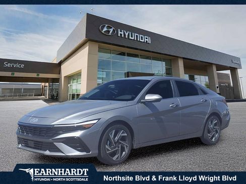 Certified 2025 Hyundai Elantra SEL FWD image 1