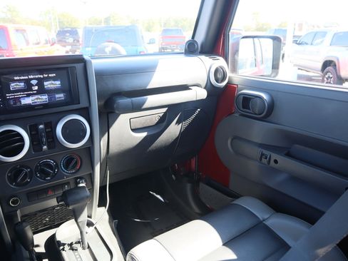 Used 2010 Jeep Wrangler Unlimited Sahara w/ Trailer Tow Group image 24