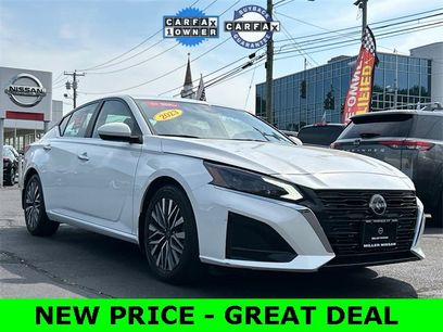 Certified 2023 Nissan Altima 2.5 SV w/ SV Premium Package