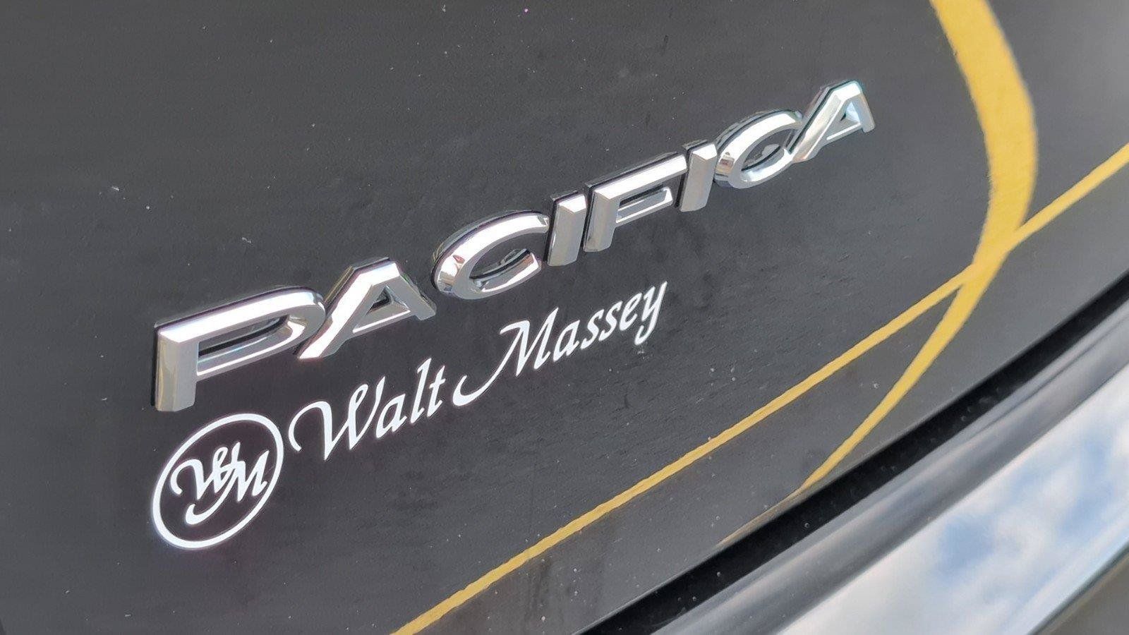 New 2027 Chrysler Pacifica Select FWD image 6