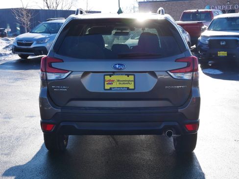 Used 2019 Subaru Forester Limited w/ Popular Package #3 image 5
