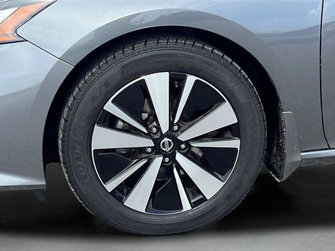 Used 2022 Nissan Altima 2.5 SL FWD image 25