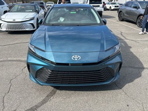 New 2026 Toyota Camry LE image 2