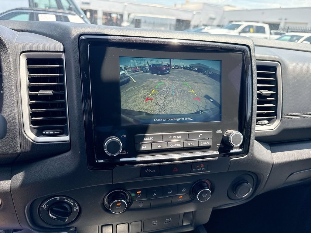Used 2024 Nissan Frontier SV AWD/4WD image 18
