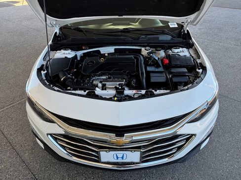 Used 2024 Chevrolet Malibu LT FWD image 28