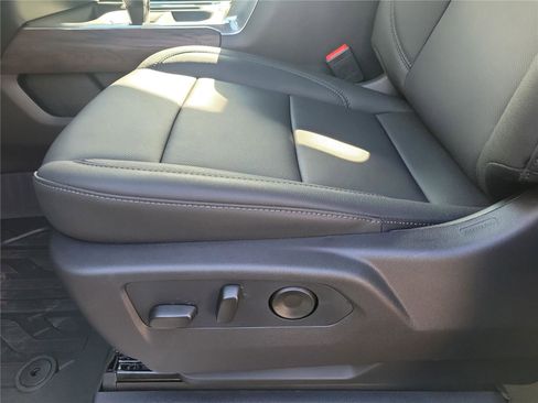New 2026 GMC Sierra 1500 SLT w/ SLT Premium Plus Package image 18