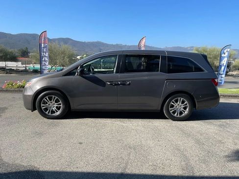 Used 2013 Honda Odyssey EX image 8