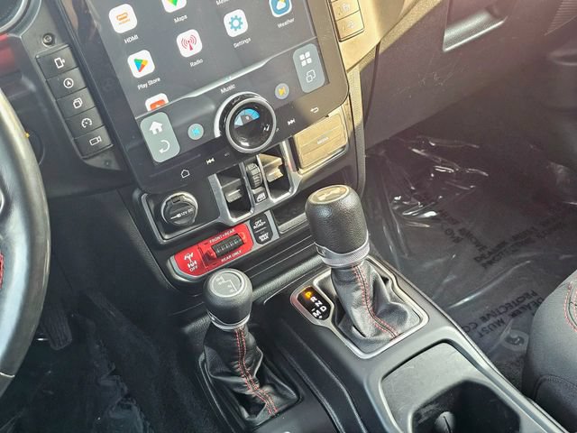 Used 2021 Jeep Wrangler Unlimited Rubicon AWD/4WD image 33
