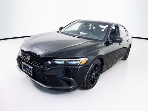 Used 2024 Honda Civic Sport image 3