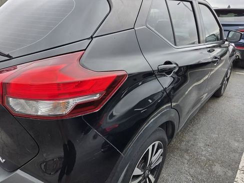 Used 2020 Nissan Kicks SV FWD image 10