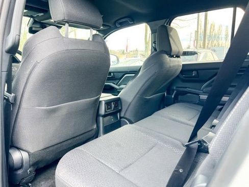 Used 2025 Toyota 4Runner SR5 image 11