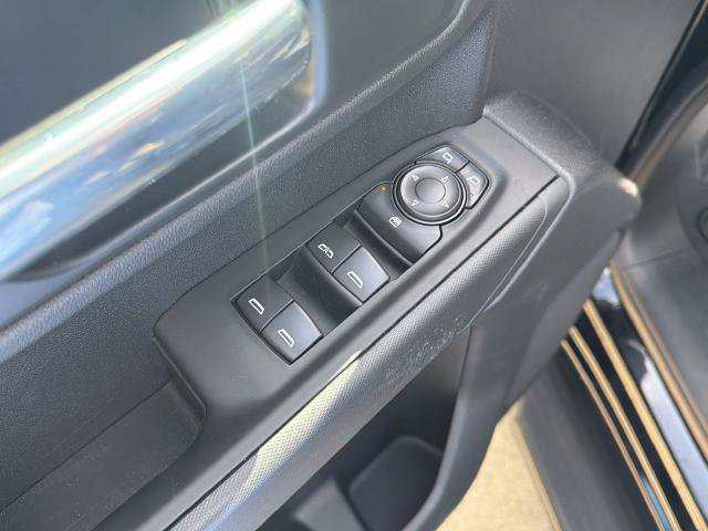 Used 2026 Chevrolet Silverado 1500 Custom Trail Boss AWD/4WD image 16
