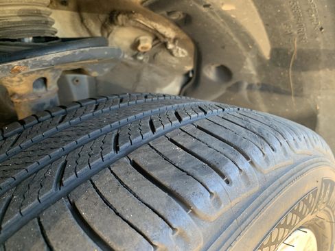 Used 2013 Toyota RAV4 Limited image 12