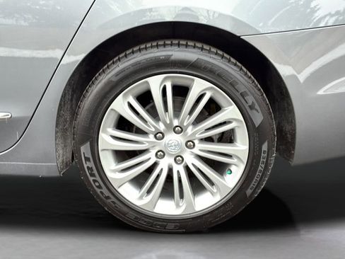 Used 2018 Buick LaCrosse Essence w/ Sights and Sounds Package image 18