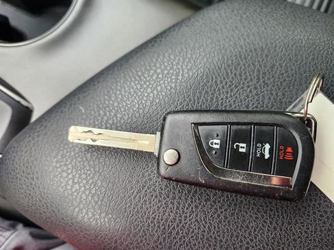 Used 2023 Toyota Camry SE image 36